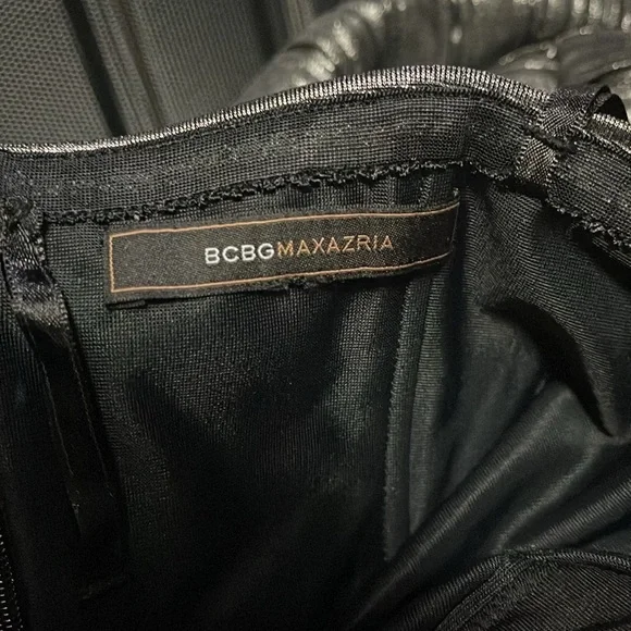 Beautiful cocktail dress - Picture 4 of 9